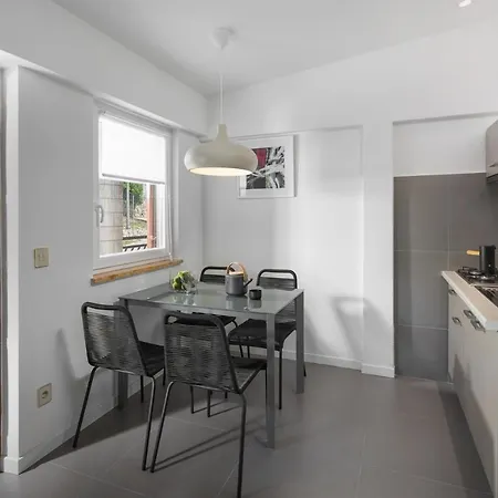 Apartment 23